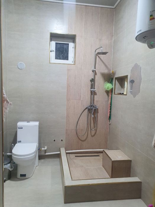 Урганч шахар Наргиз кафе ёнида 600 кв. Метр ховли жой сотилади