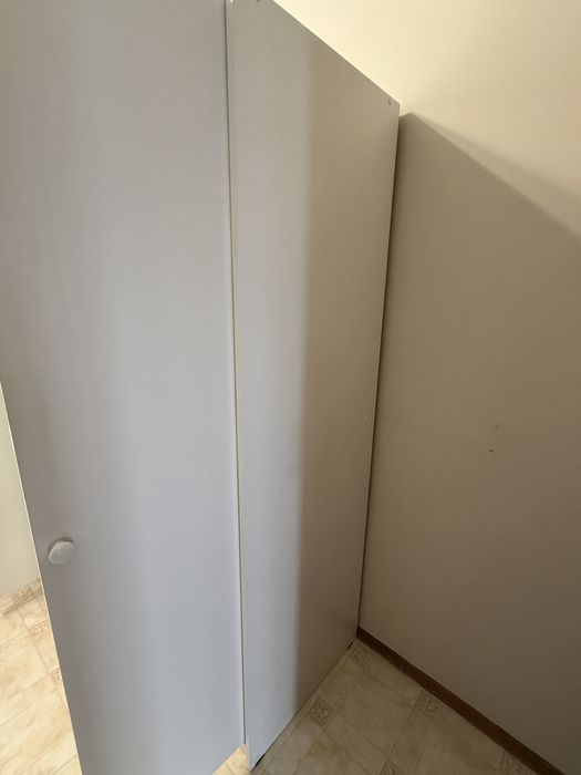 Продам  шкаф в детскую