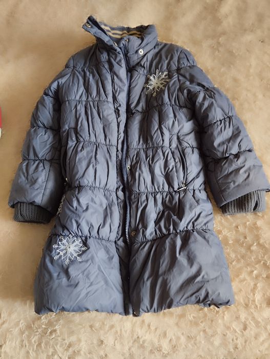 Детские зимние куртки, лыжный костюм.