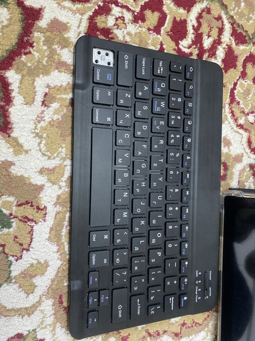 Планшет классный+клавитура+мышка