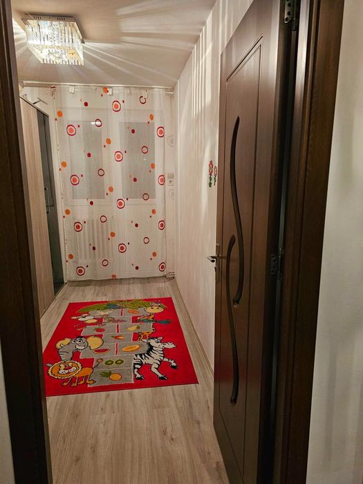 Apartamen cu 3 camere
