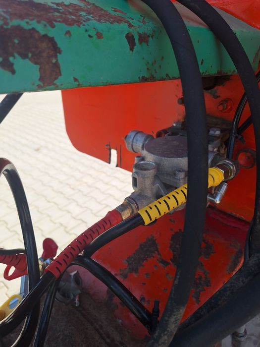 Remorca agricolă benna cereale 14 tone frâne pe aer citiți anuntu