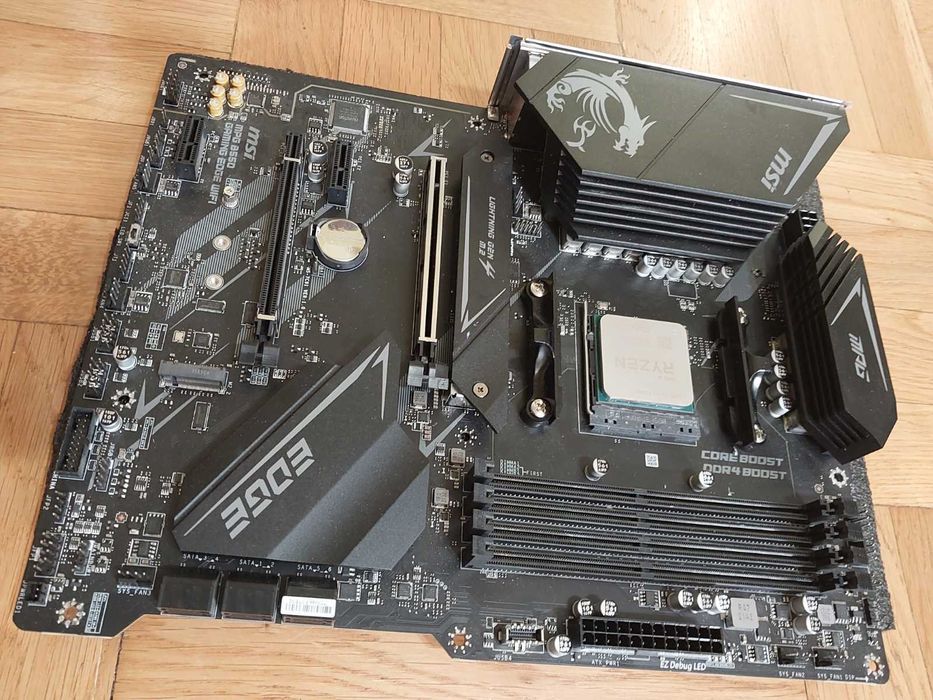 AMD Ryzen 5 5600X + MSI B550 Gaming Edge Wi-Fi