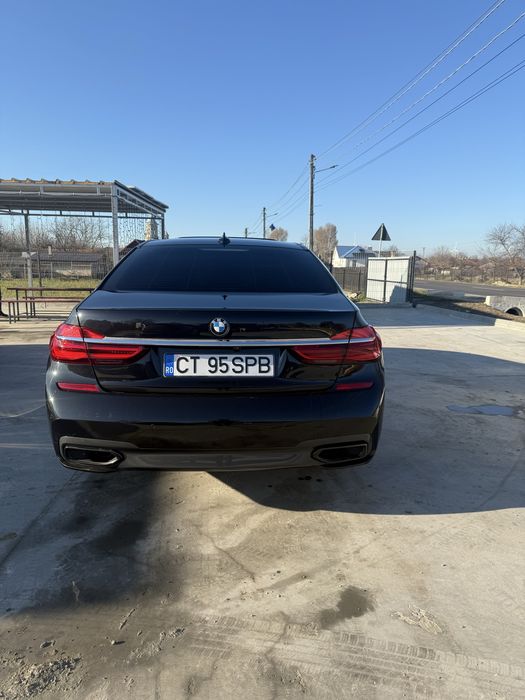 Vand bmw seria 7 model long