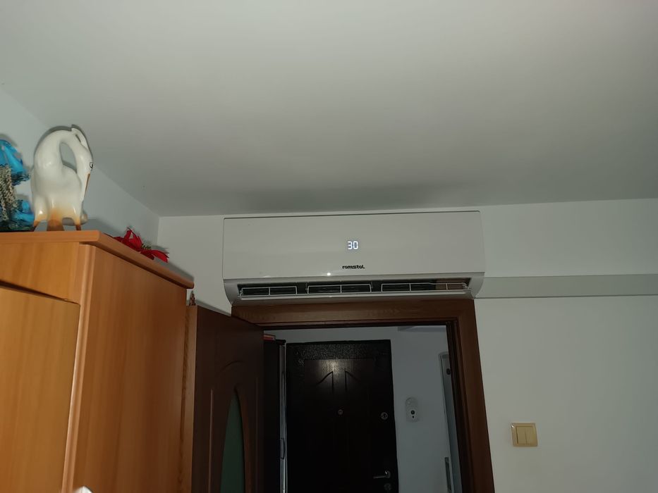 Montaj Aer Conditionat, incarcare cu freon, igienizare si reparatii