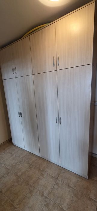 Гардероб четирикрилен