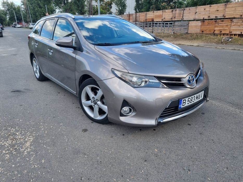 TOYOTA Auris 2014 — imagine 2