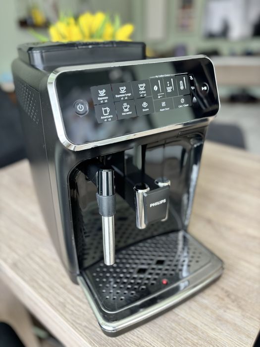 Philips EP3221 – Автоматична кафемашина с мелачка /кафе като от кафене
