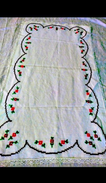 STERGAR/PROSOP țărănesc tradițional,cusut la mâna pe pânză țesută