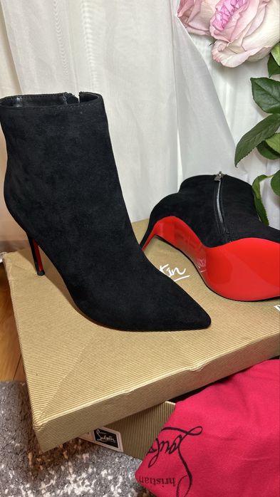 Cizme christian Louboutin pe comanda