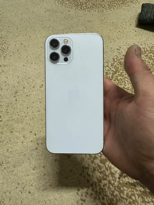 Срочно продам Iphone 12 pro max 128gb