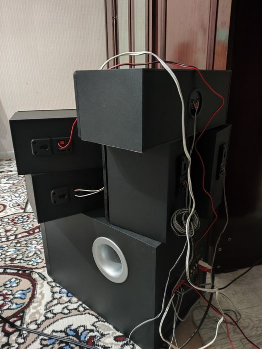 Продам колонку Edifier 5.1