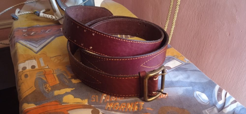 Ремень кожаный новый
