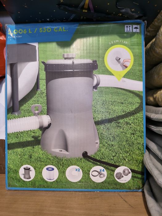 Vand piscina Intex si filtru bestway