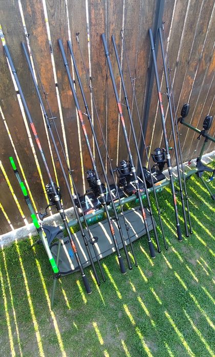 4 Lansete Carbon 3,90m,4 Mulinete 7000 cu Baitrunner,Rod Pod,Senzori