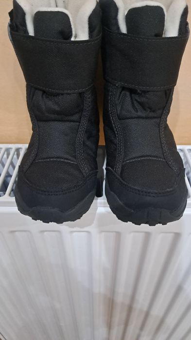 Cizme impermeabile copii marimea 27 Quechua 27 in stare perfecta