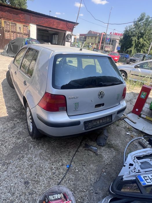 VW Golf Голф 4 НА ЧАСТИ 1.4 бензин