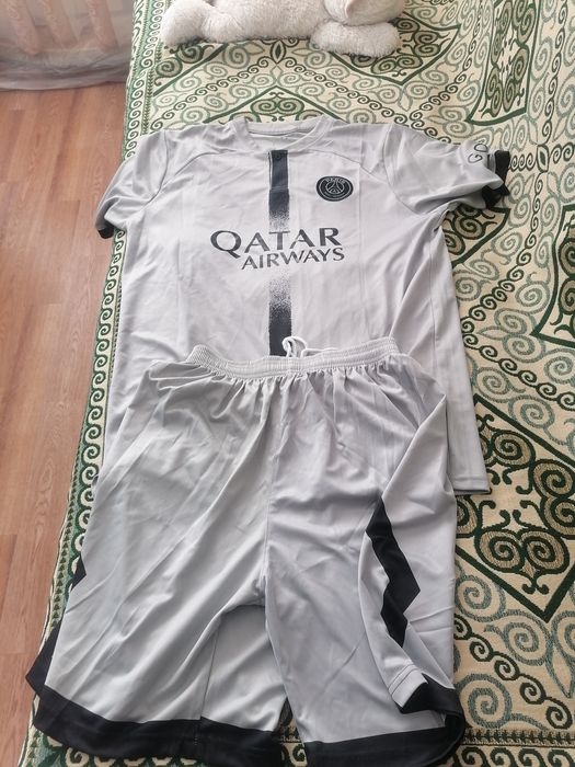 Продаю футбольные формы