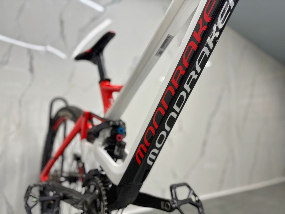 Велосипед за спускане Mondraker Summum CarbonFrame Pro  XL