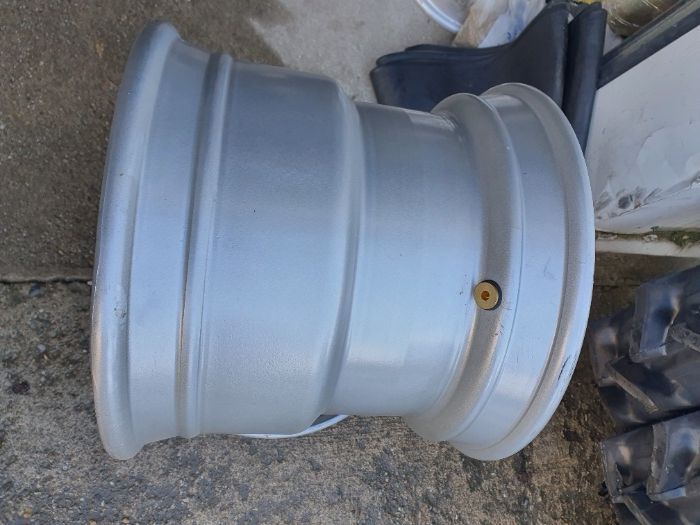 jante noi pentru vidanja 15.5x13 late de 400/60-15.5 tabla groasa WYZP