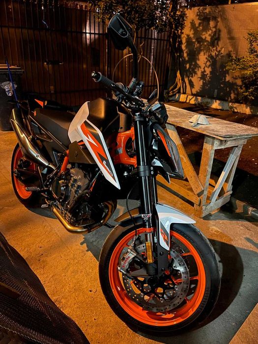 KTM 890 Duke R - 89 kW = 121 CP, 6650 km, unic proprietar