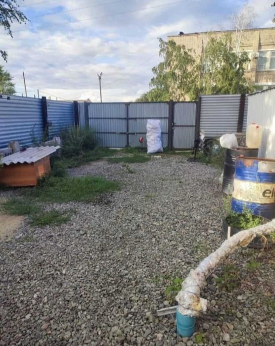 Продажа дома 1/4 в черте города