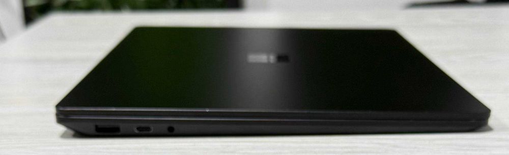 Microsoft Surface Laptop 5 Black 13.5" 2K Сенсор i7 1260U 16GB/256GB !