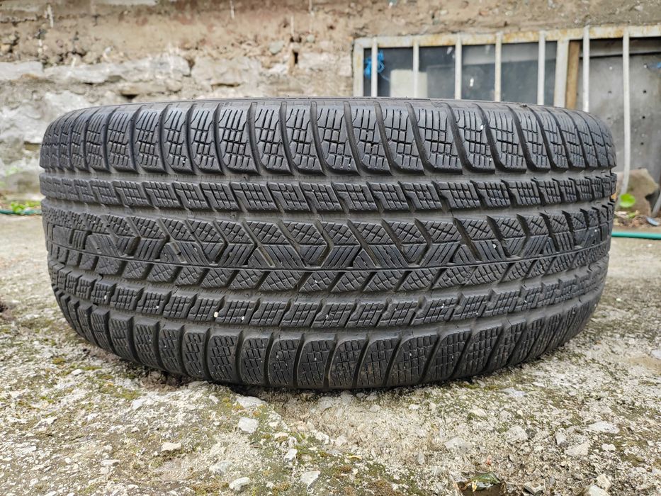 285/45/22 1бр.Pirelli Зимна гума