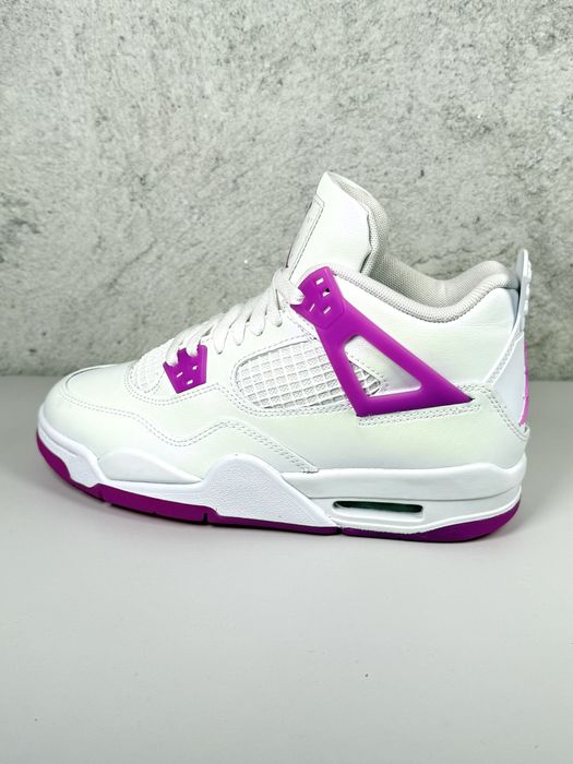 Jordan 4 Retro Hyper Violet