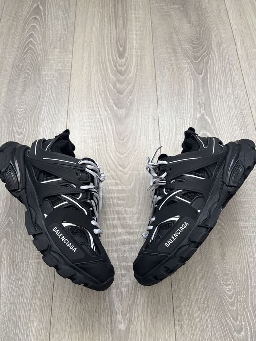 Balenciaga Track
