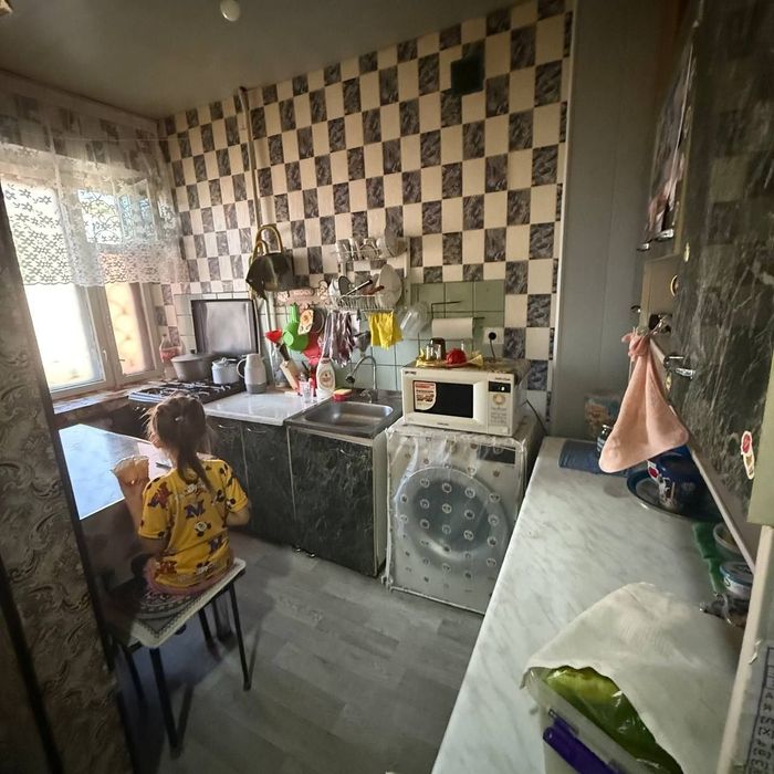 Сотилади сергели спутник-8. 2/2/2