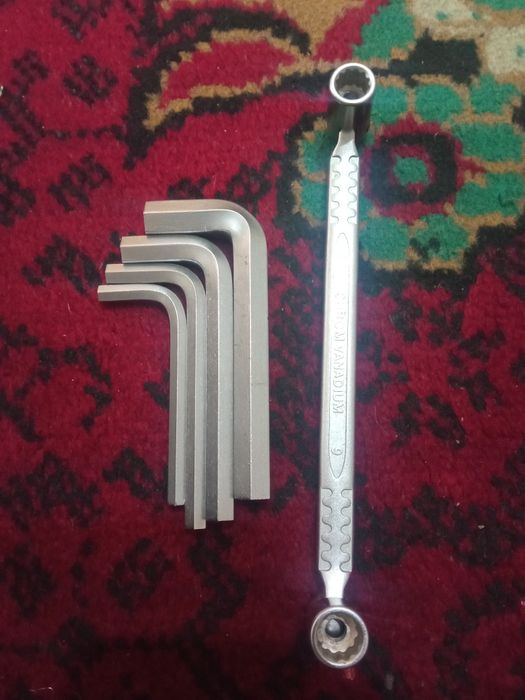 Ключ колокольчик 8/9 и шестигранники короткий 10/8/6/5 в идеальном