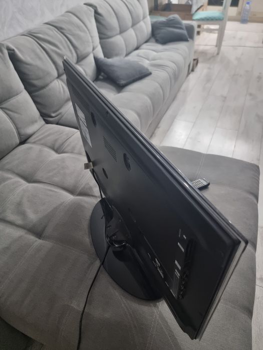 Продам телевизор б/у