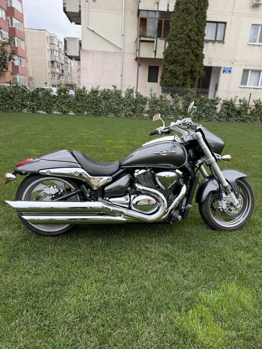 Suzuki Boulevard M90