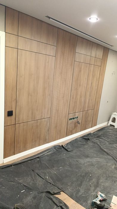 Установка плинтусов