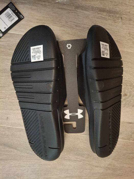 Slapi Under Armour, marimea 45 ,noi cu etichetă.