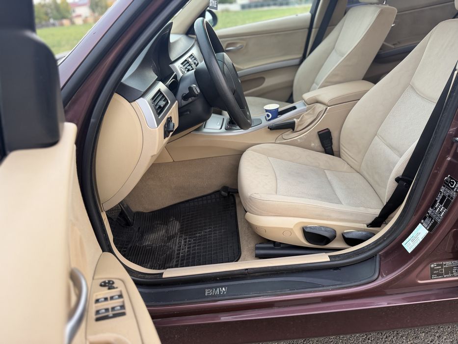 BMW 318i automat