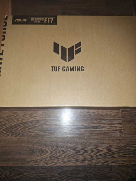 leptop asus tuf 17