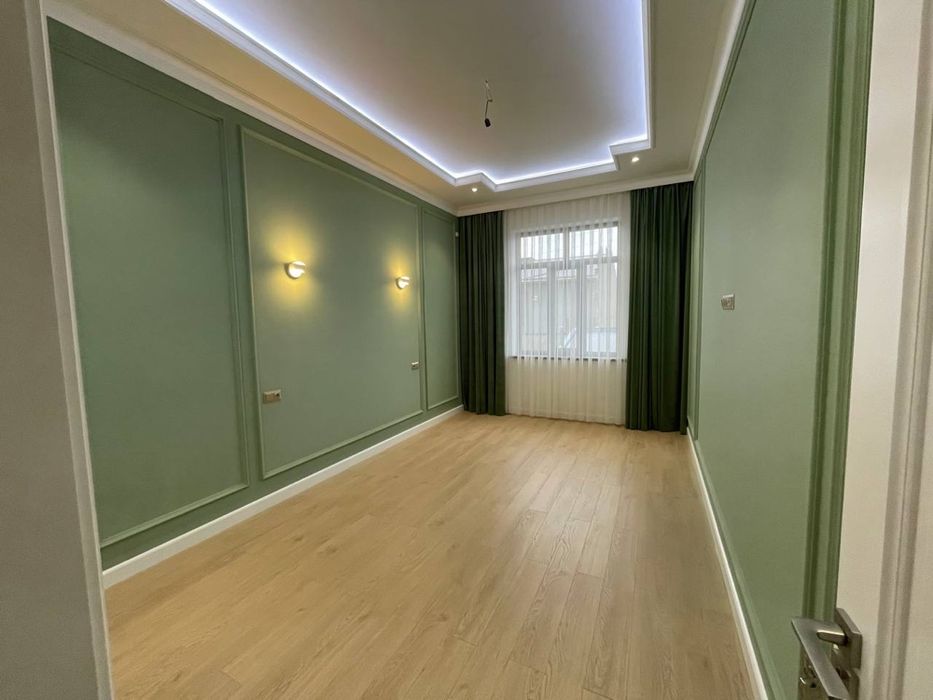 Yangi 16 yillik bunyodkor mahalla yengi uchastka sotiladi