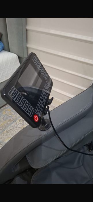 Кресло массажор срочно продам