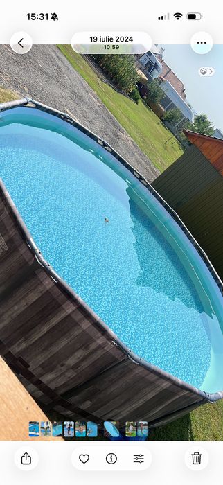 Vând piscină aproape noua
