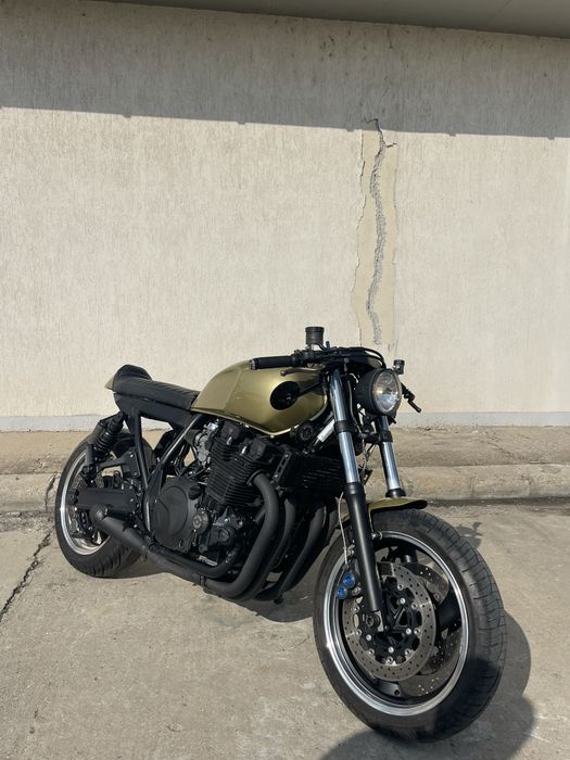 YAMAHA XJR 1300 Cafe Racer