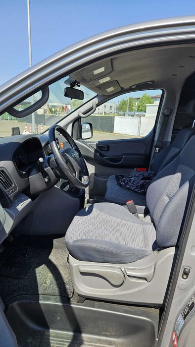 Hyundai H-1 2011 2.5 CRDI 136cp