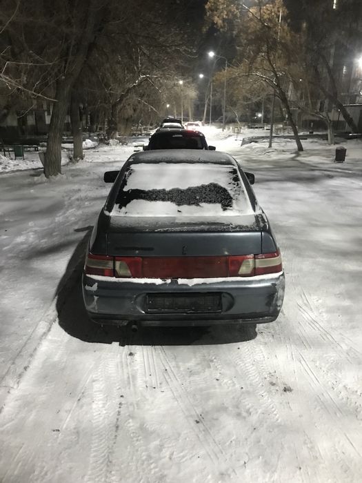 Продам ваз 2110 на запчасти