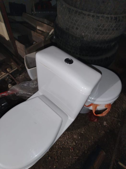 Унитаз сантехника