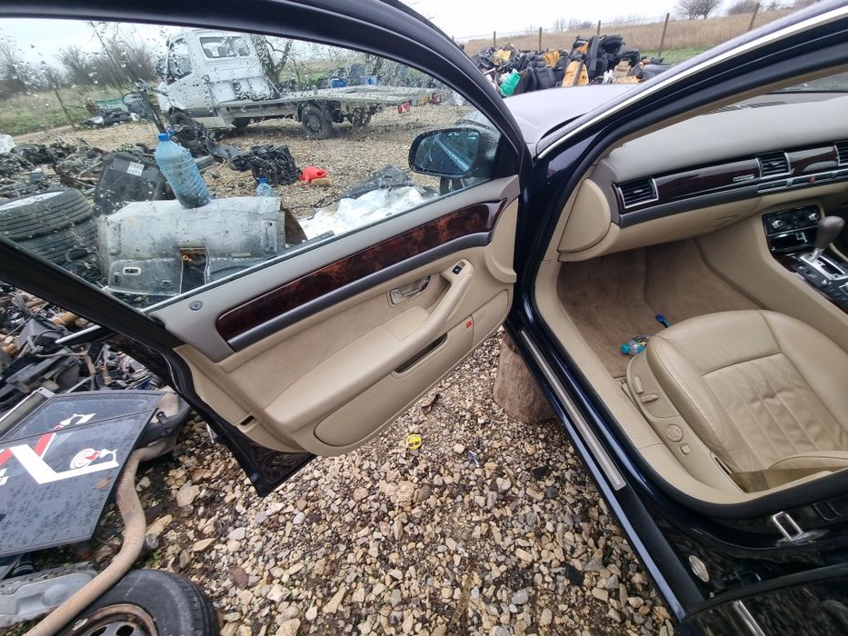 Седалки и салон за Ауди А8 Д3 2006 г