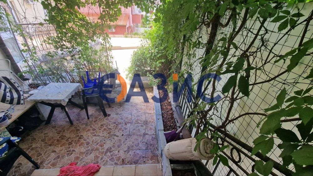 Апартамент с 1 спалня, партер, 72.5 кв. м., Свети Влас, цена 78000