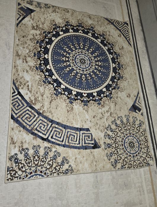 Ковер б/у 1.5× 2