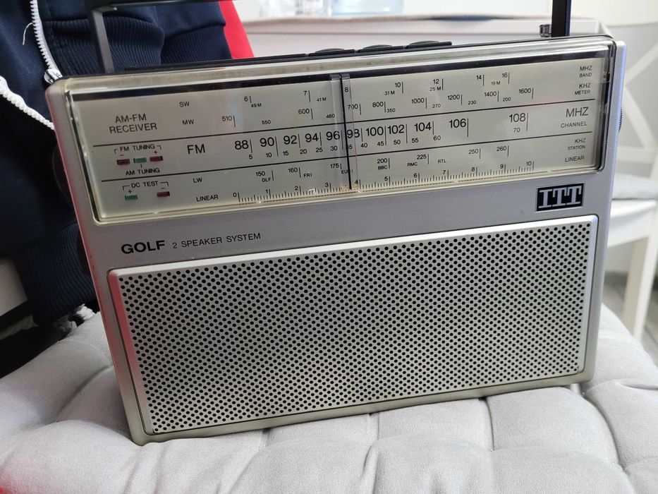 radio ITT Golf pe baterii sau AC