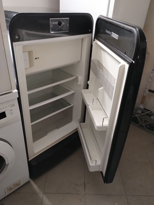 Ретро хладилник BOSCH edition